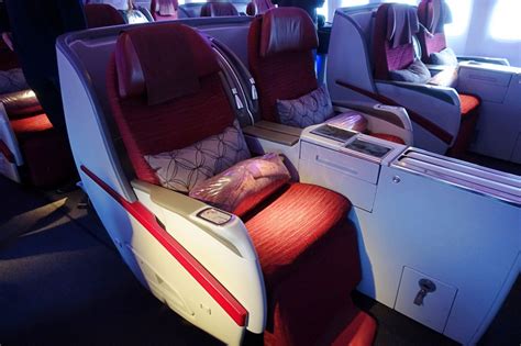 boeing 777-300er qatar business class|World's Best Business Class, Qatar Airways B777.